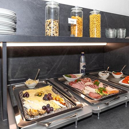 Hotel Zur Traube Ostseebad Kühlungsborn 외부 사진