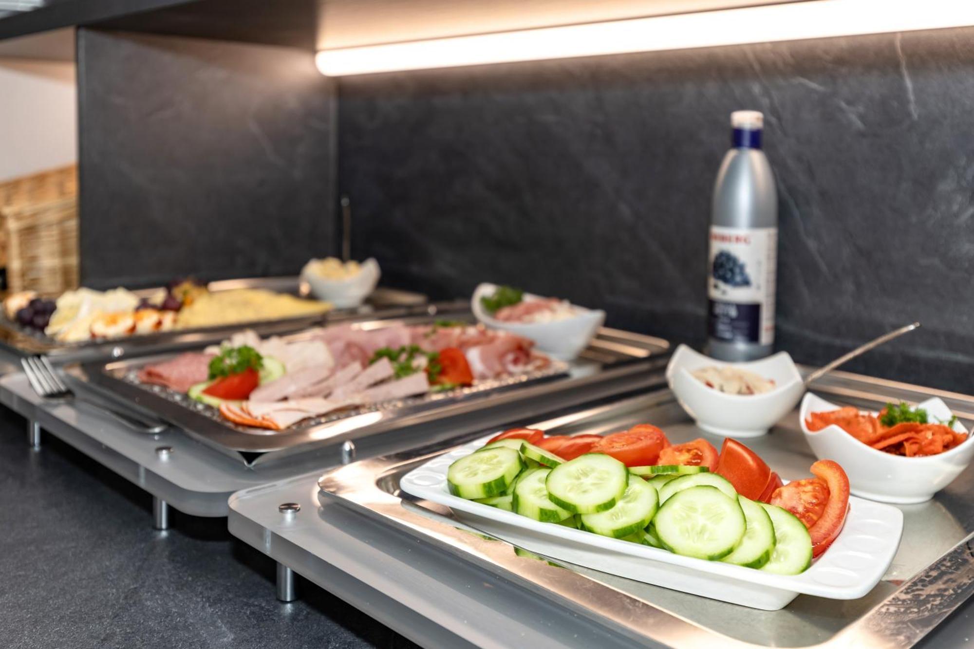Hotel Zur Traube Ostseebad Kühlungsborn 외부 사진